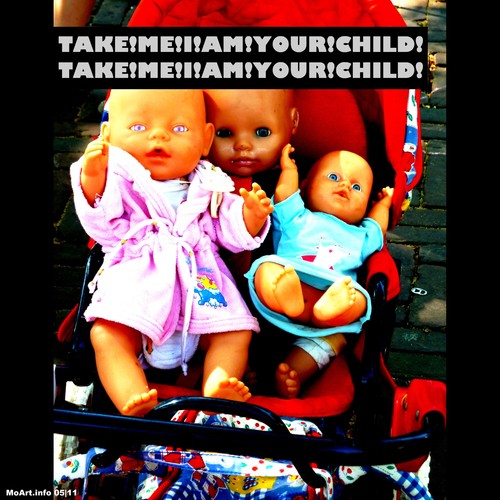 Cartoon: MoArt - Take ME!!!! (medium) by MoArt Rotterdam tagged rotterdam,moart,moartcards,doll,dolltoon,pop,takeme,child,kinf,neemmij,kinderwagen,baby