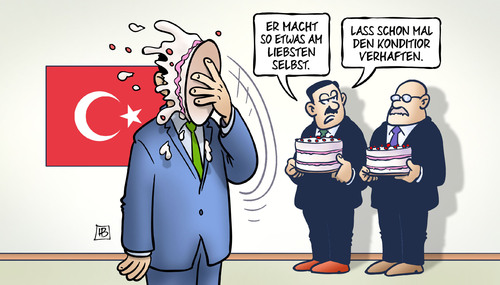 Cartoon: Erdogan-Torte (medium) by Harm Bengen tagged konditior,erdogan,torte,clown,pressefreiheit,meinungsfreiheit,satire,extra3,ndr,deutschland,türkei,präsident,verhaften,harm,bengen,cartoon,karikatur,konditior,erdogan,torte,clown,pressefreiheit,meinungsfreiheit,satire,extra3,ndr,deutschland,türkei,präsident,verhaften,harm,bengen,cartoon,karikatur